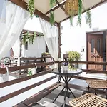 Bliss Luxury Apartman Líndosz
